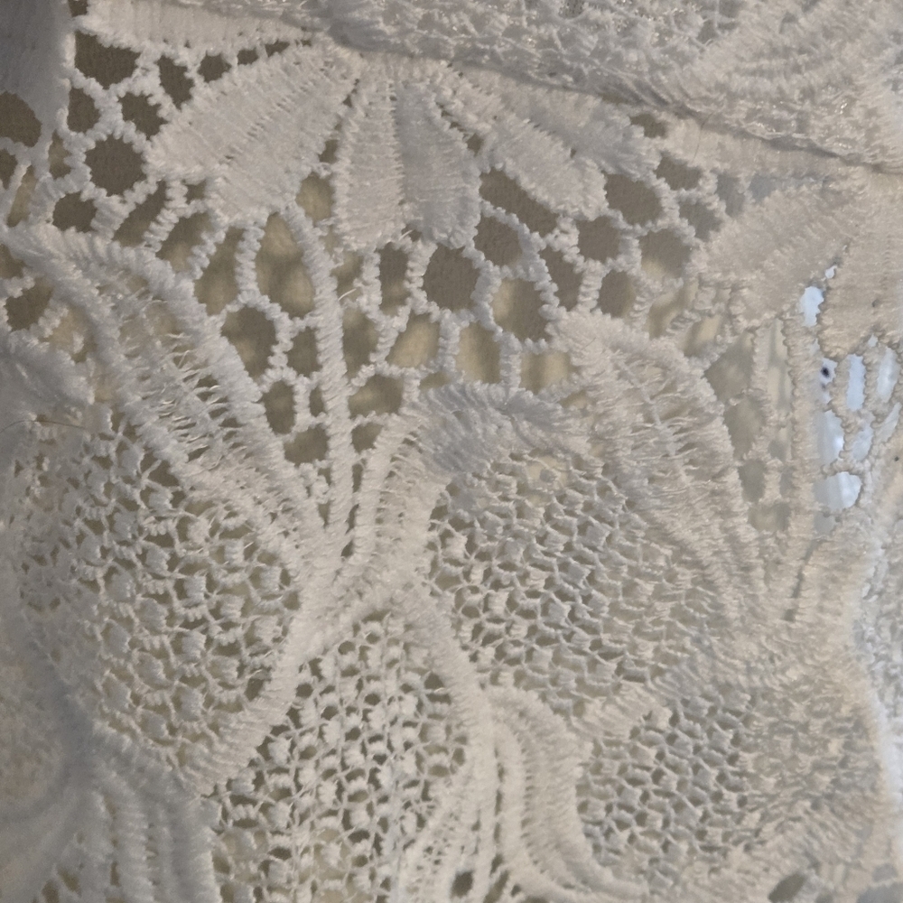 White Crocheted Floral Lace Halter Top Women’s XL Boho Festival Summer Backless - Picture 10 of 16